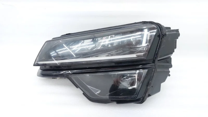 Фара Skoda Karoq 2021 NU7