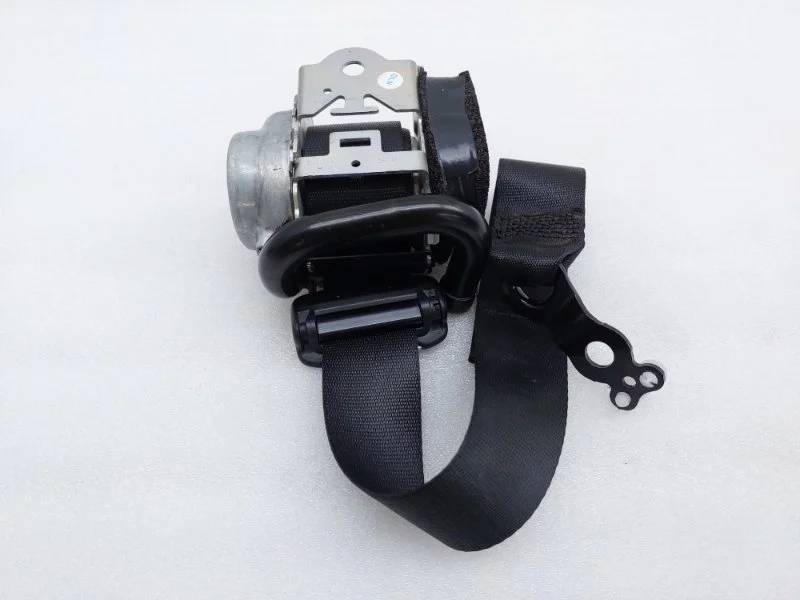 Ремень безопасности пиропатроном Mercedes-Benz GLC-Class 2015 X253