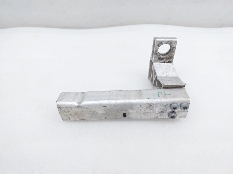 Кронштейн радиатора Mercedes-Benz GLC-Class 2015 W253