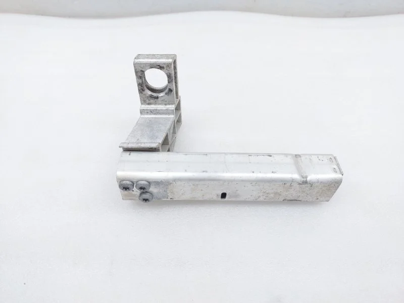 Кронштейн радиатора Mercedes-Benz GLC-Class 2015 W253