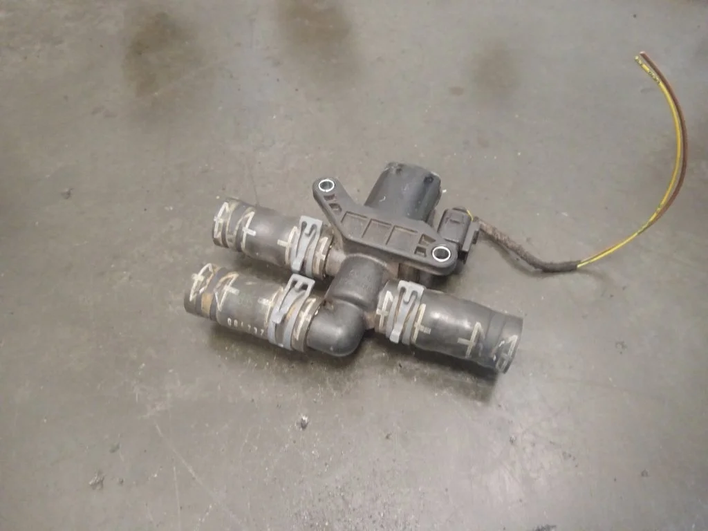 Клапан электромагнитный Audi Q7 2012 4L