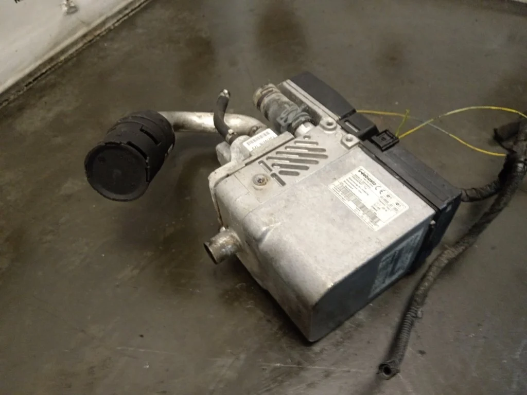 Автономный отопитель Audi Q7 2012 4L