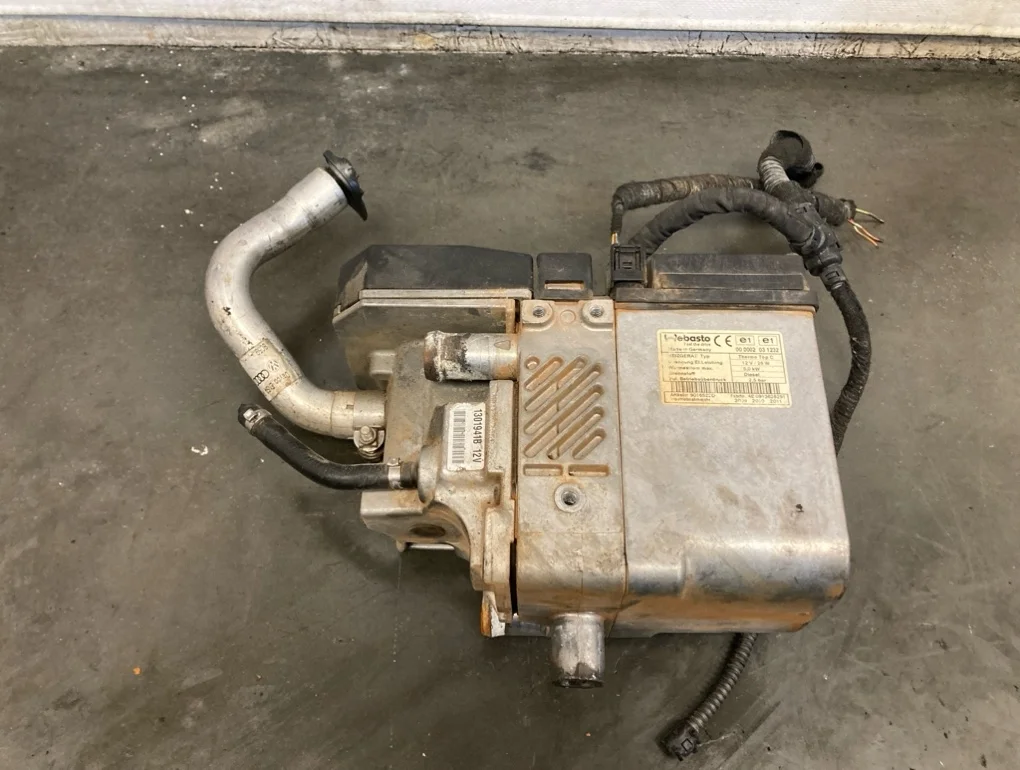 Автономный отопитель Audi Q7 2010 4L