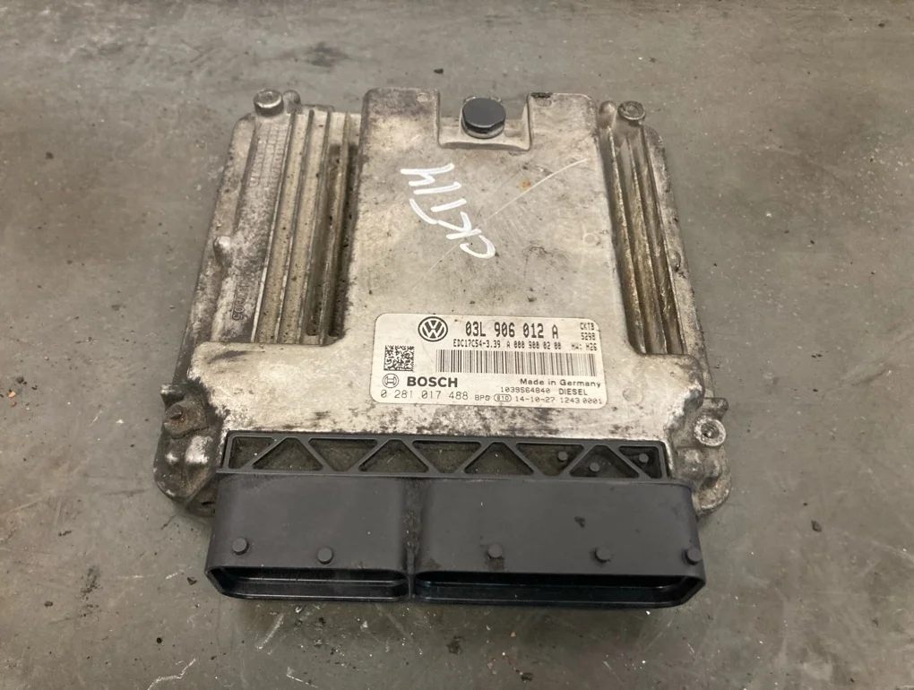 Блок управления двс Volkswagen Crafter 2014 2E