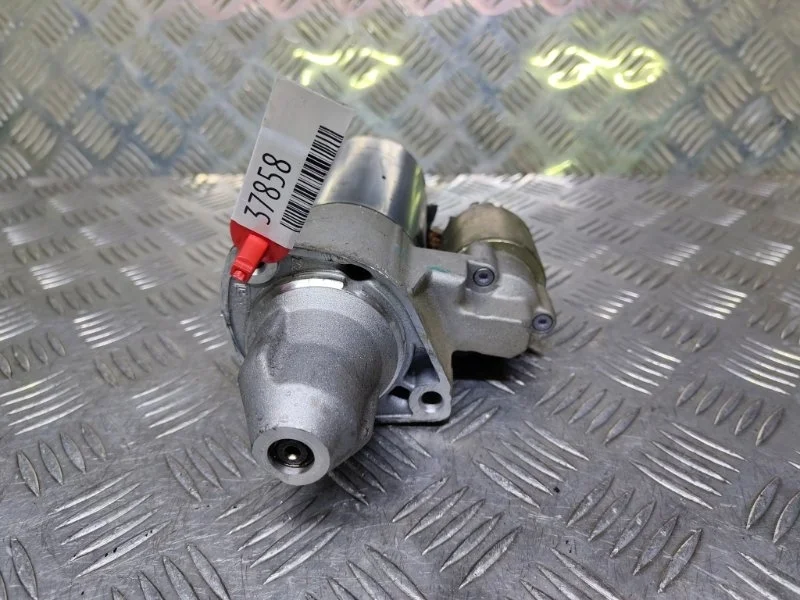 Стартер Mercedes-Benz