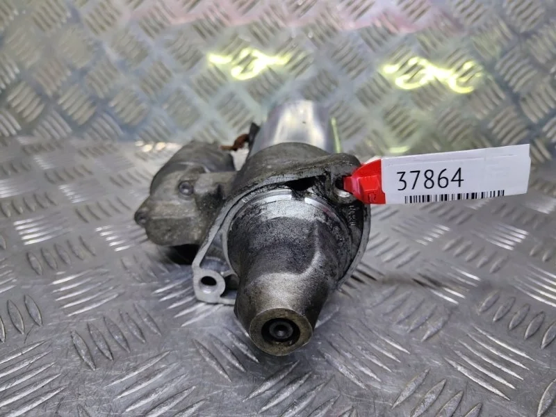 Стартер Mercedes-Benz