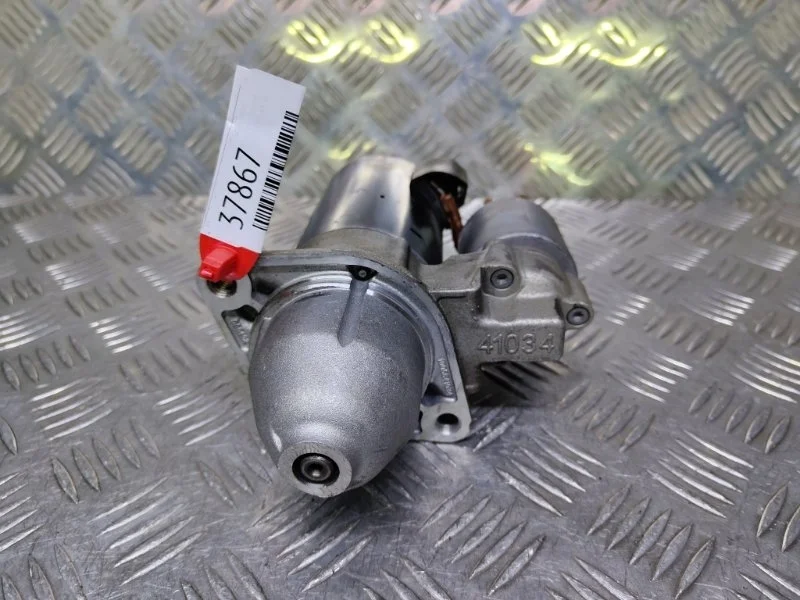 Стартер Mercedes-Benz