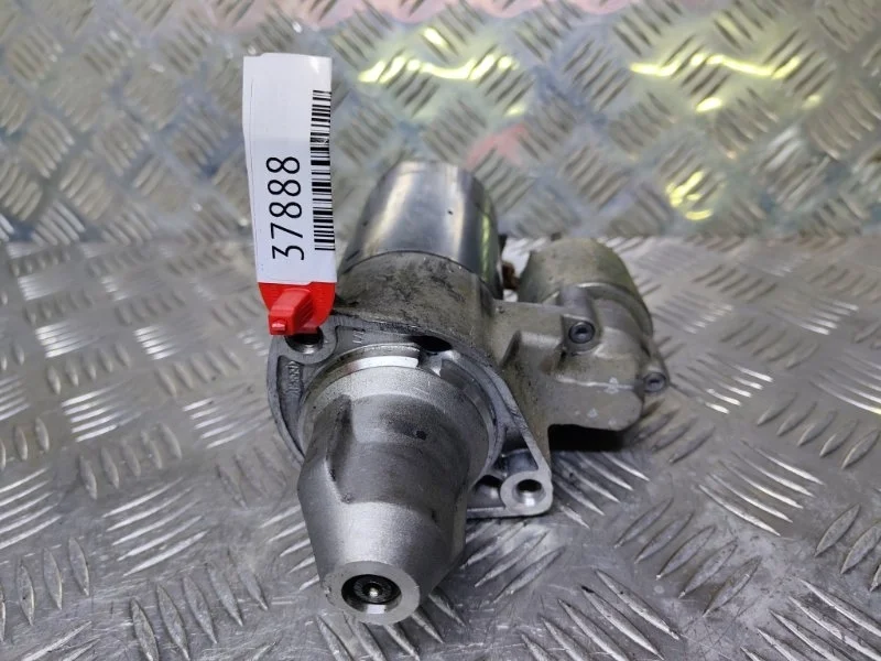 Стартер Mercedes-Benz