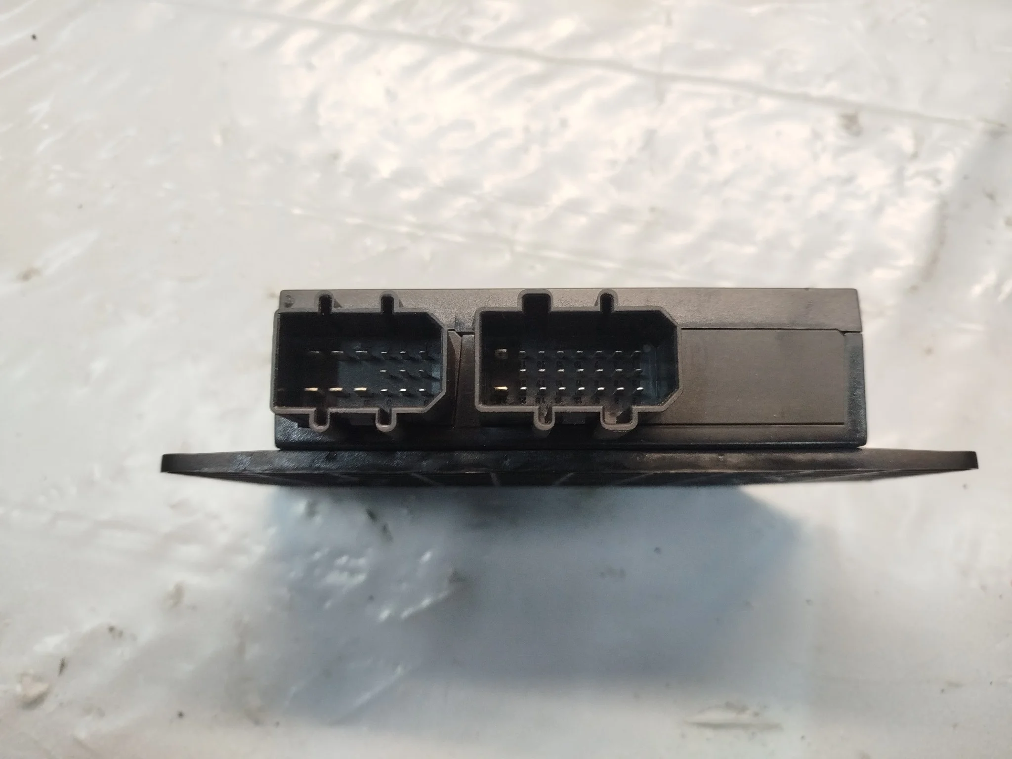 БЛОК ЭЛЕКТРОННЫЙ VOLKSWAGEN SKODA BORA GOLF JETTA OCTAVIA PASSAT SUPERB 1J2 1J6... 3B2 3B3 3B5 3B6 3C2 3C5 3U4 9M2 B5 B6 КОМФОРТ 2WD 4WD 1C0959799C