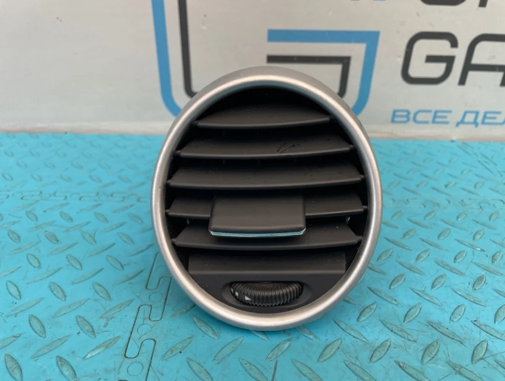 Дефлектор обдува Mercedes-Benz Gl-Class 2011 A1648302154 X164 642.820 3.0