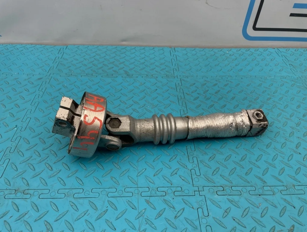 Кардан рулевой Mercedes-Benz C-Class 2005 A2034620478 W203 271.948 1.8