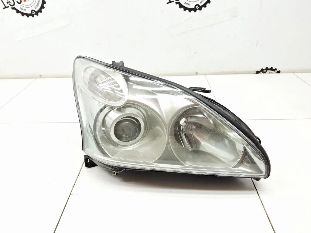 Фара правая Lexus RX350 XU30