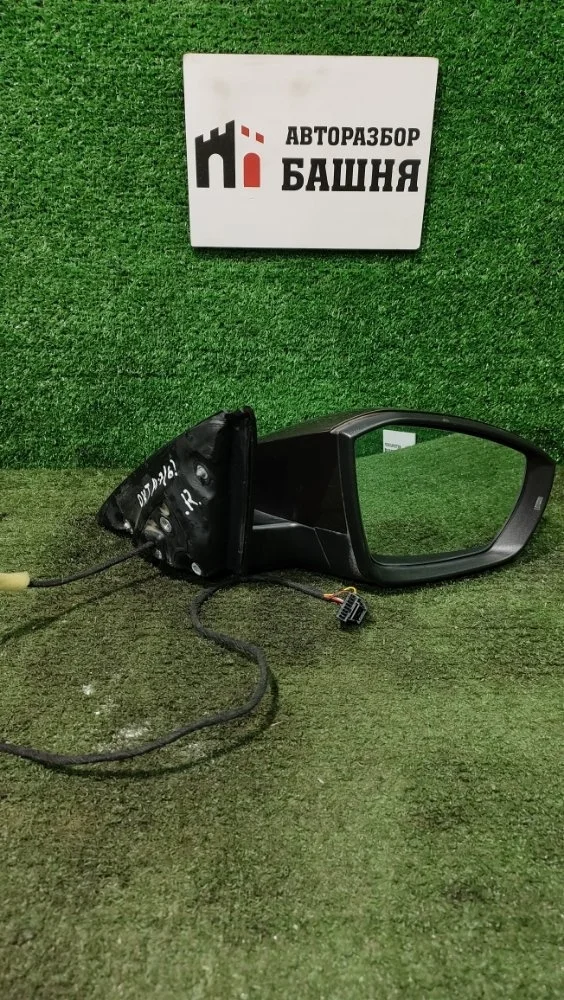 Зеркало Skoda Octavia 2014 5E1857508N A7 CJZA, правое