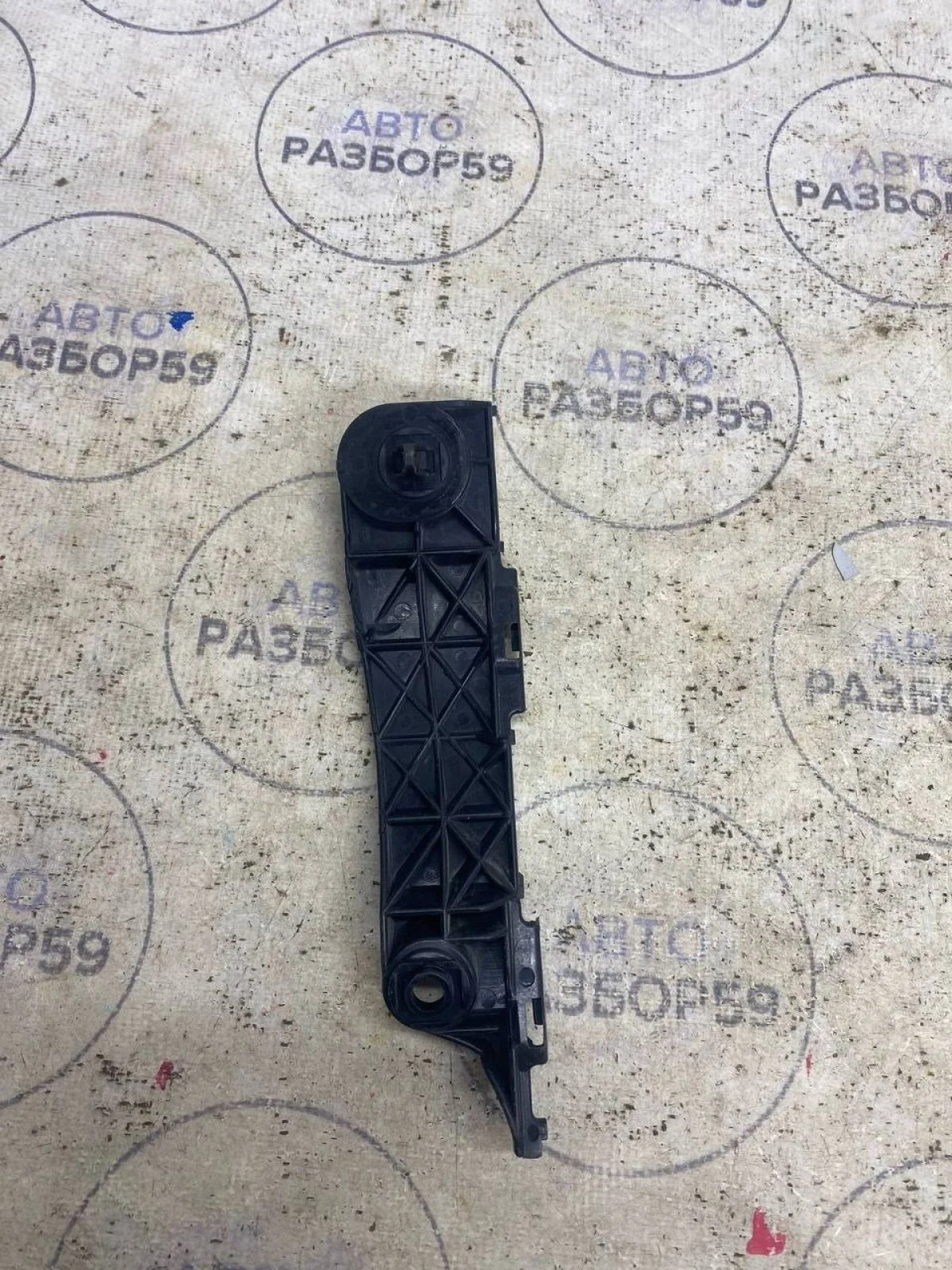 Кронштейн переднего бампера Toyota RAV4 III (2005—2010)