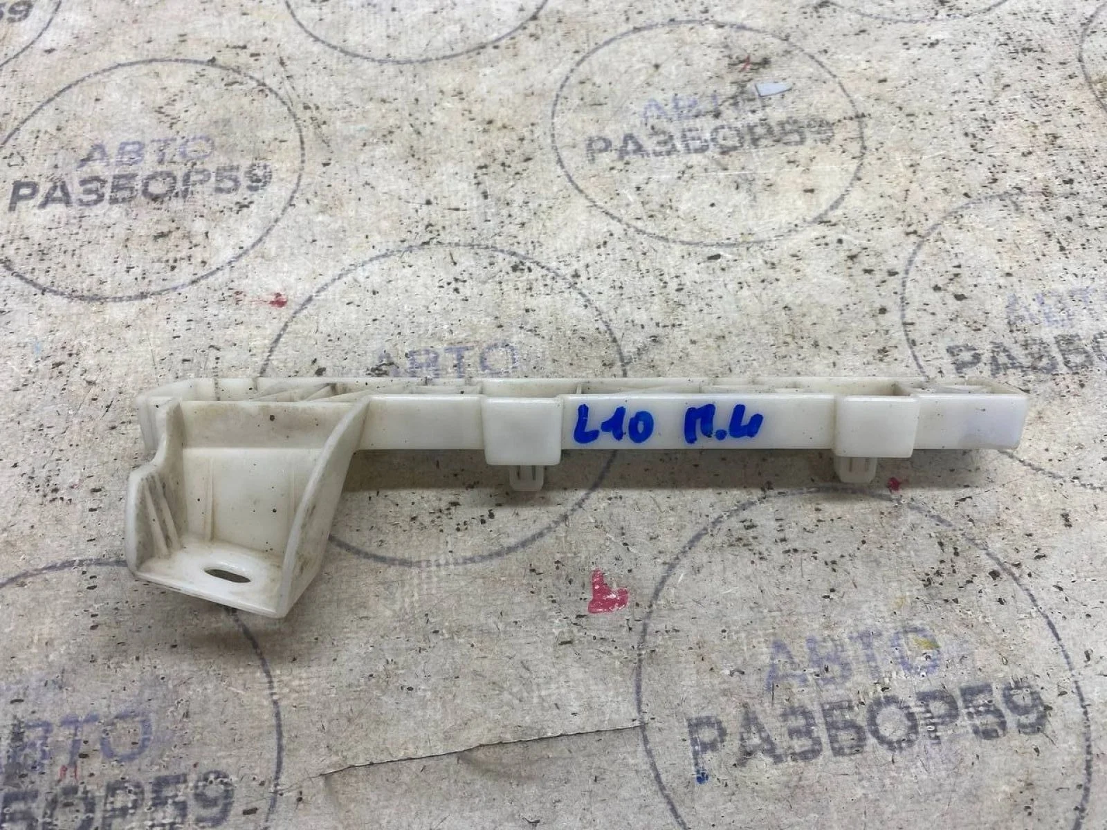 Кронштейн переднего бампера Mitsubishi Lancer X (2007—2010)