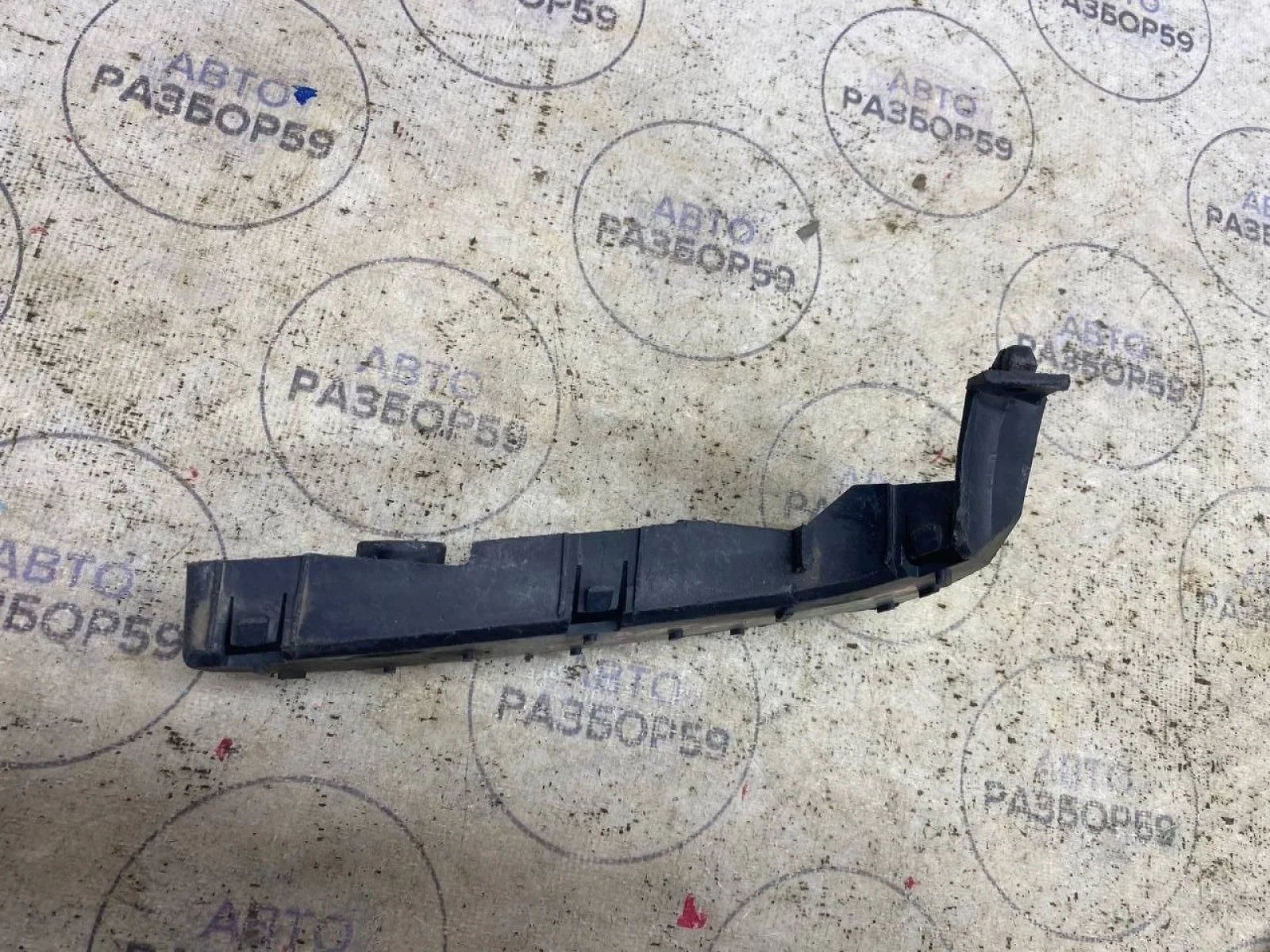 Кронштейн переднего бампера Nissan Almera N16 рестайлинг (2002—2006)