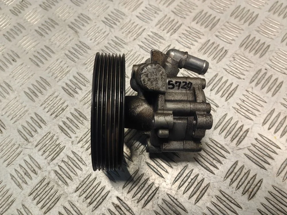 Насос ГУР Renault Duster 1 2.0