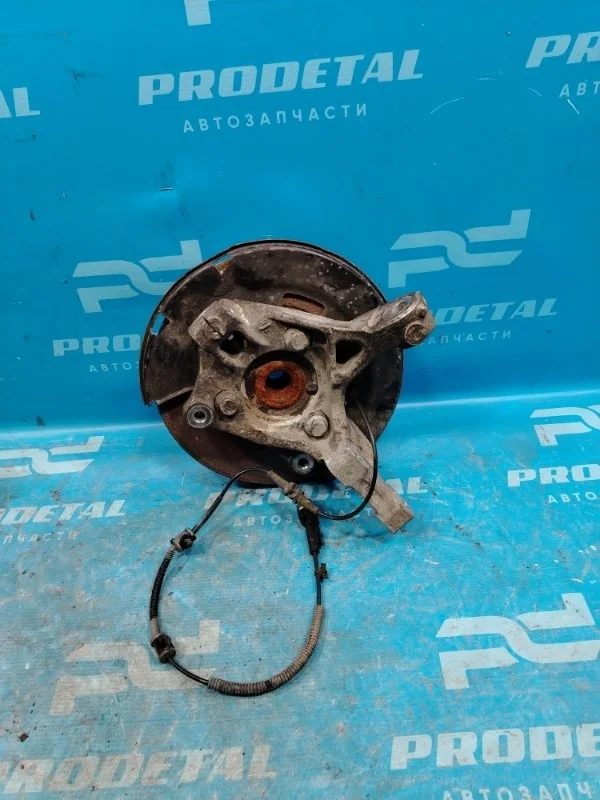 Кулак поворотный передний левый Chevrolet Cruze