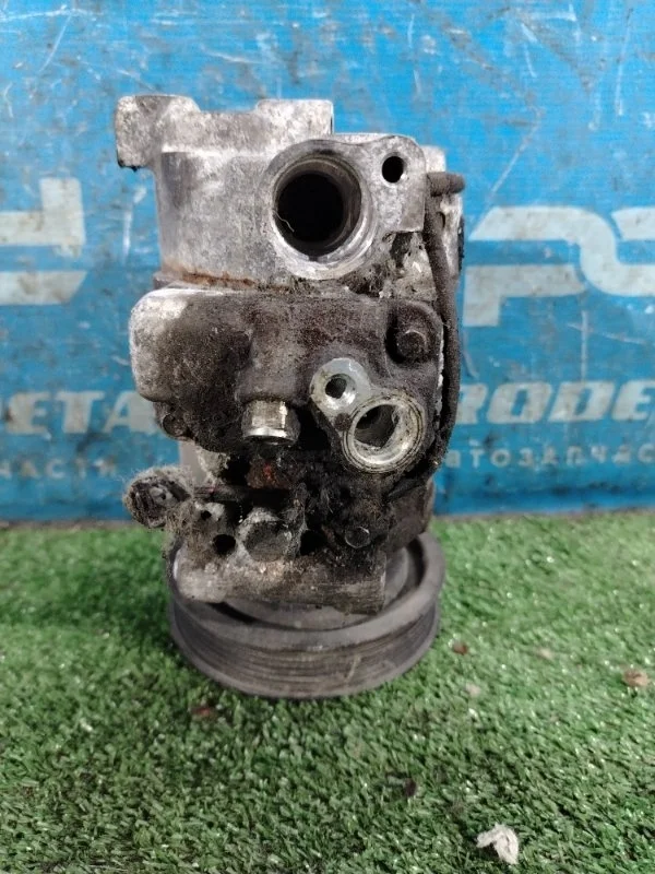 Компрессор кондиционера Audi A5 8T 2007-2016