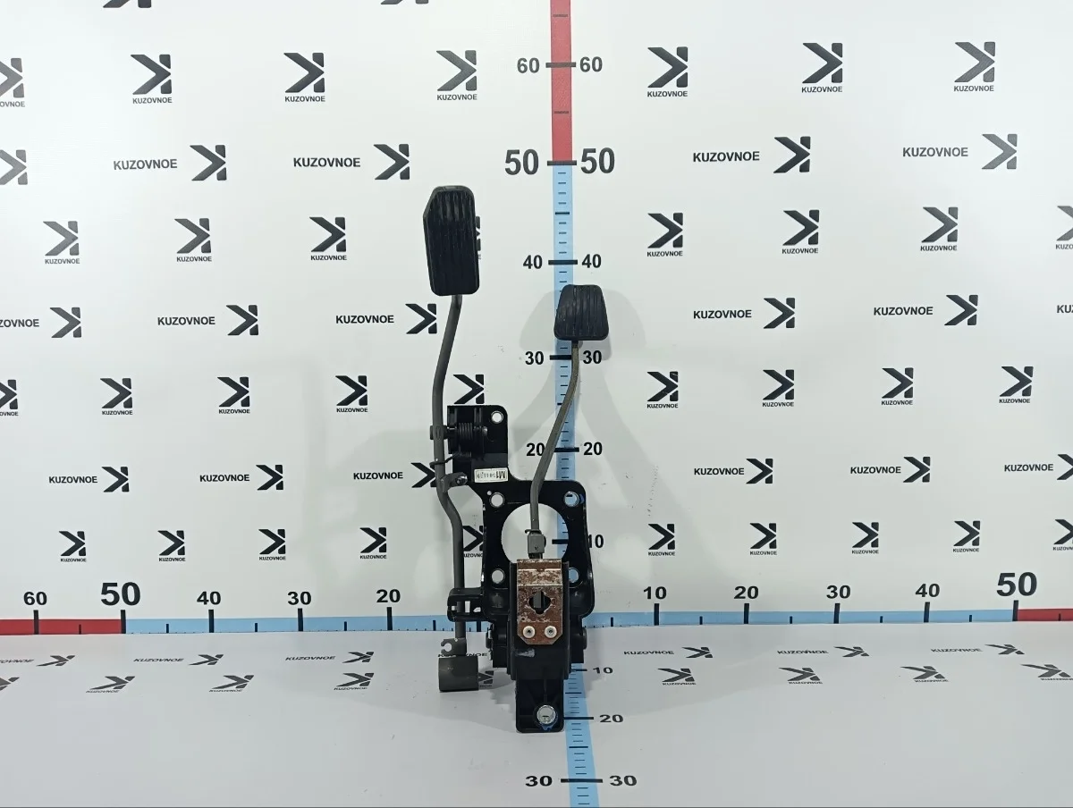 Педаль тормоза Chevrolet Lacetti 2008 J200