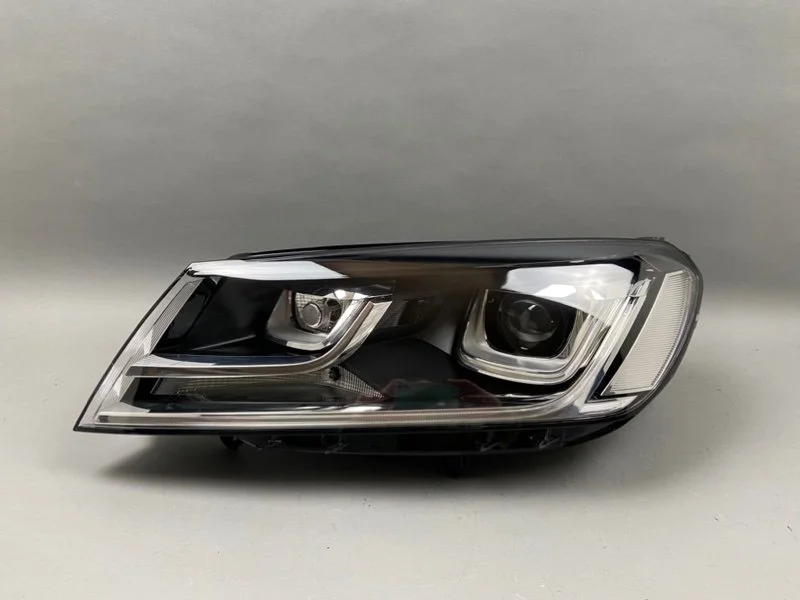 Фара Volkswagen Touareg 2014-2017 7P1941043A 2, левая