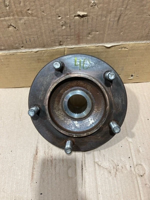 Ступица передняя Toyota Land Cruiser 2010 4350260190 URJ200 1VD-FTV 4.5