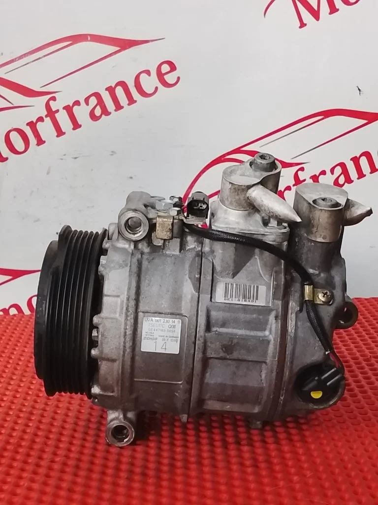 Компрессор кондиционера Mercedes-Benz C-Class 2004 A0012301411 W203 2.2 CDI OM 646