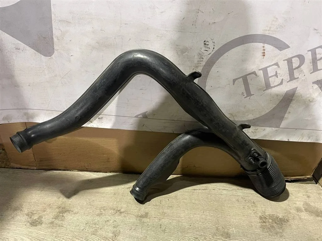 Патрубок воздушный