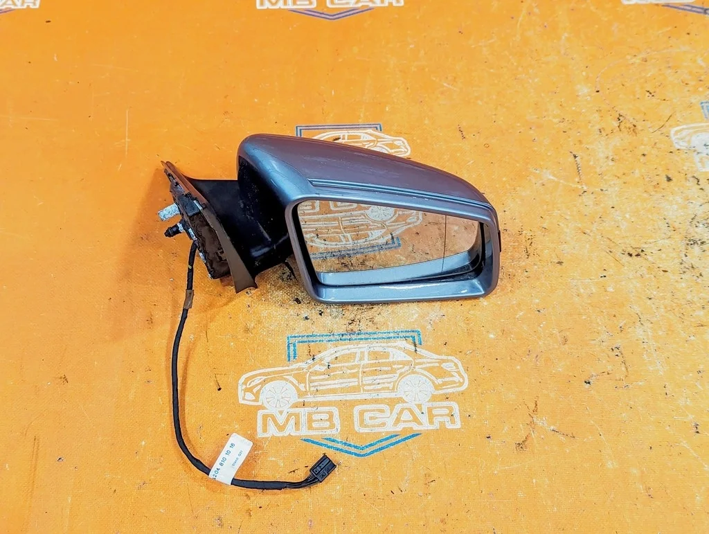 Зеркало правое Mercedes-Benz