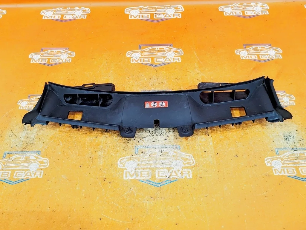 Воздухозаборник Mercedes-Benz