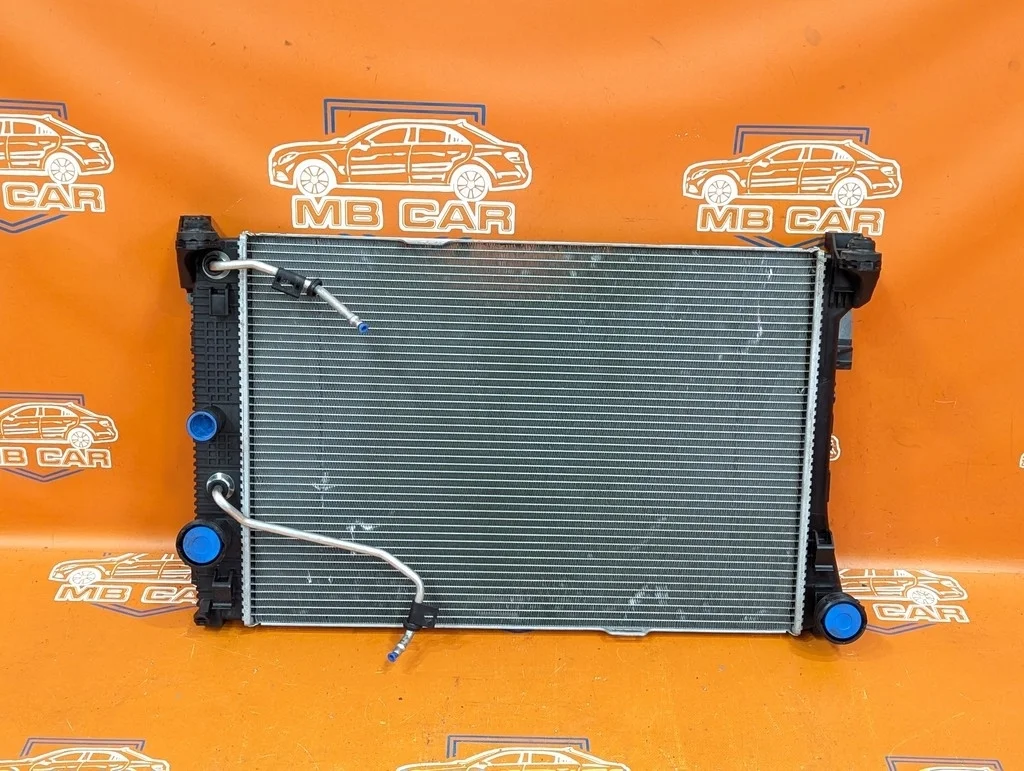 Радиатор Mercedes-Benz