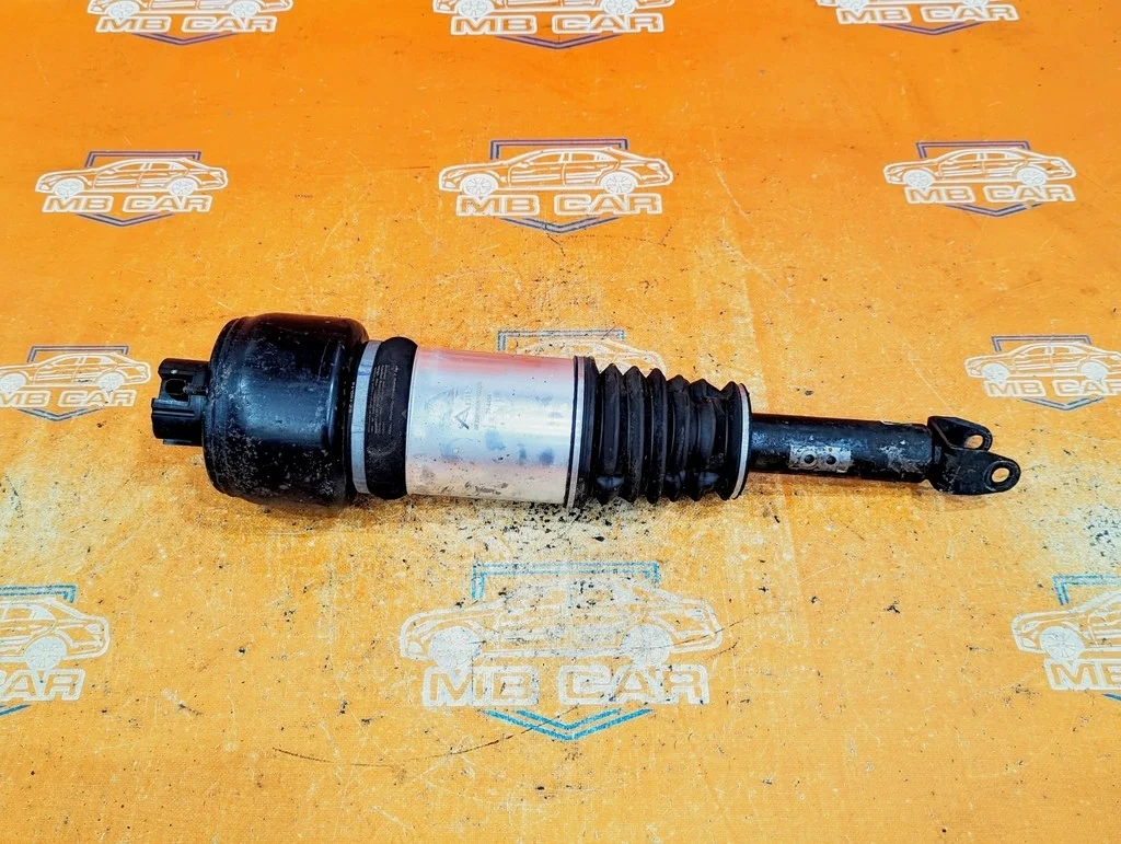 Пневмостойка передняя Mercedes-Benz