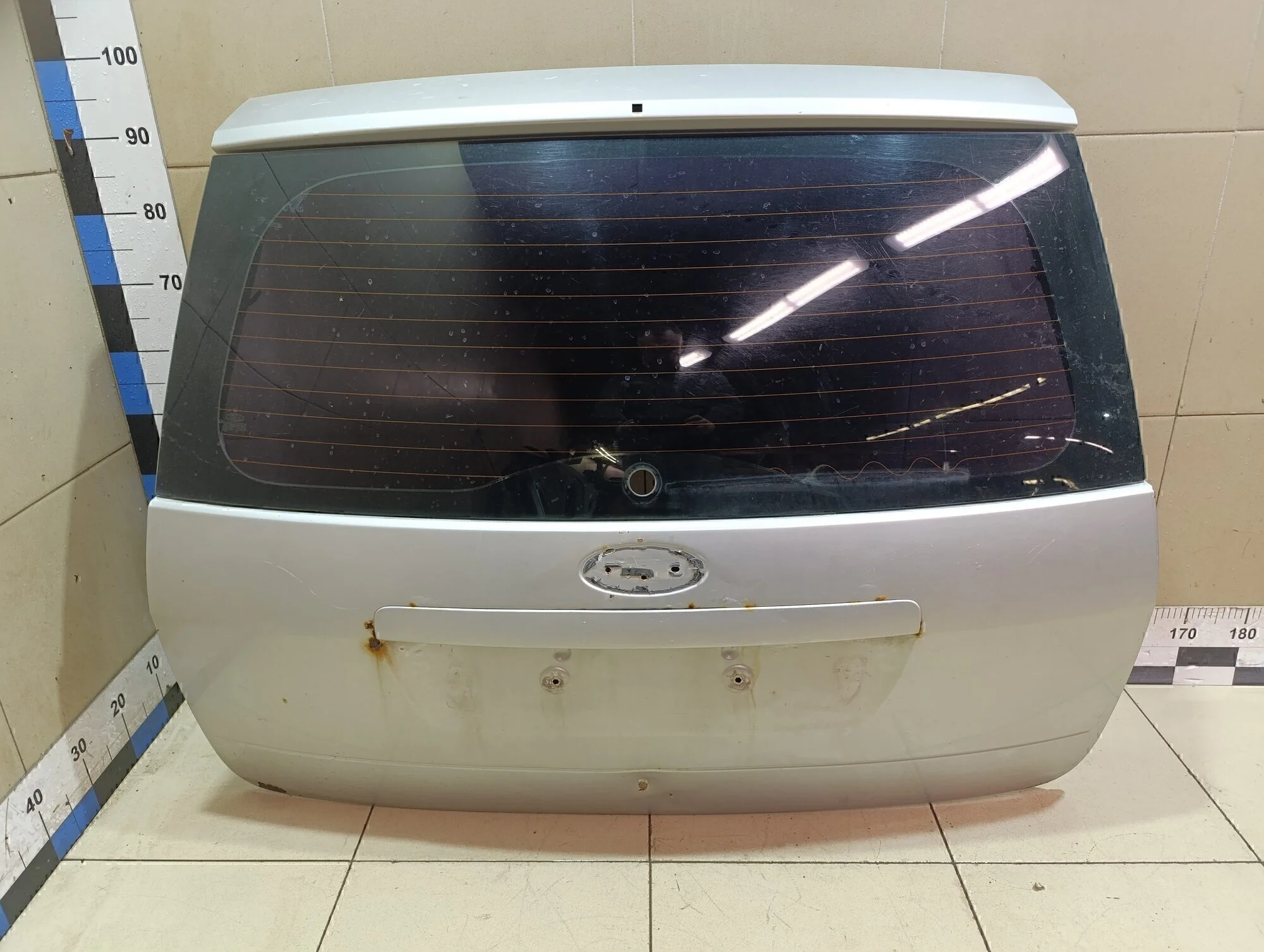 Дверь багажника со стеклом Focus II 2005-2008