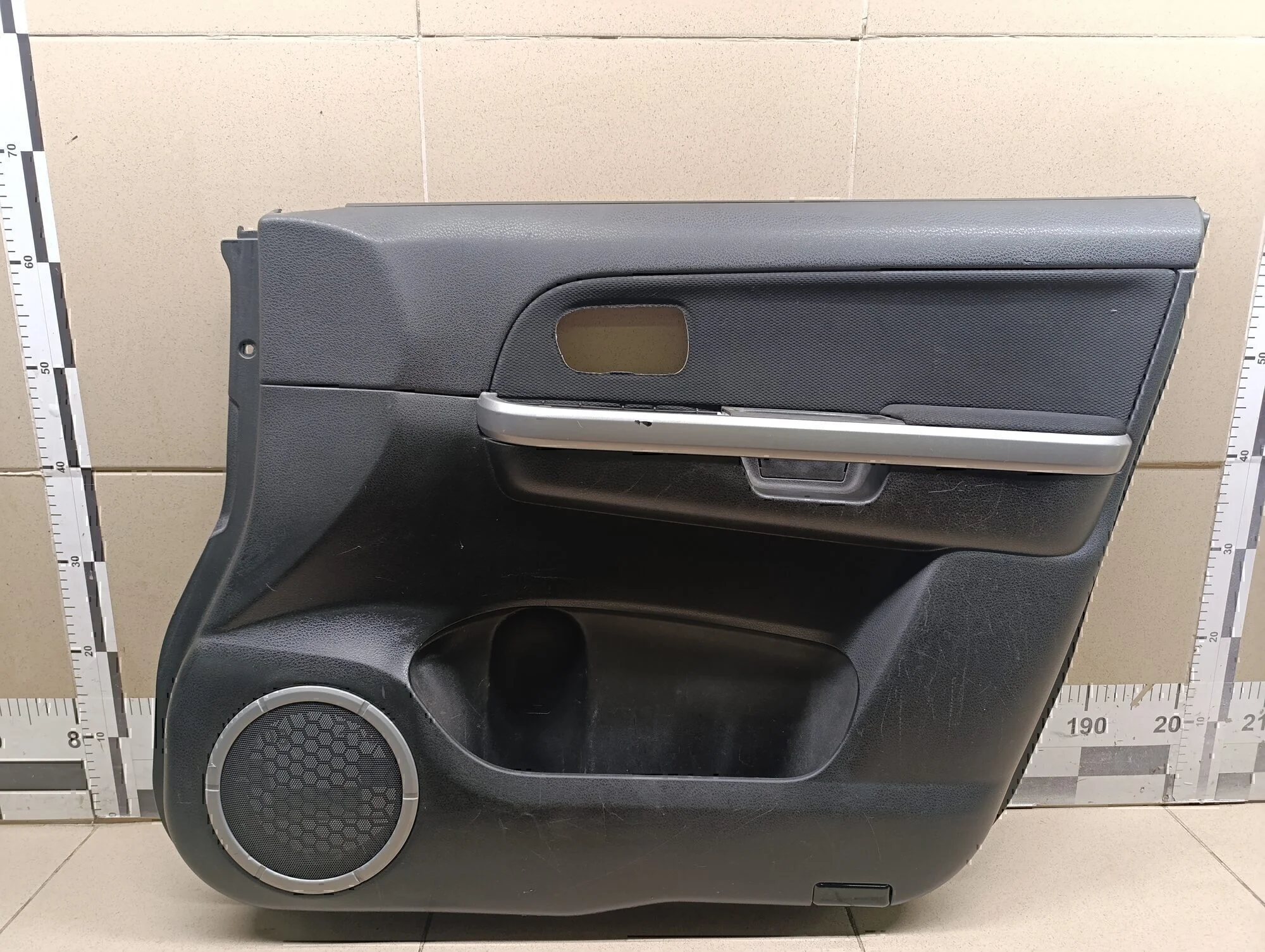 Обшивка двери передней правой Grand Vitara 2006-2015