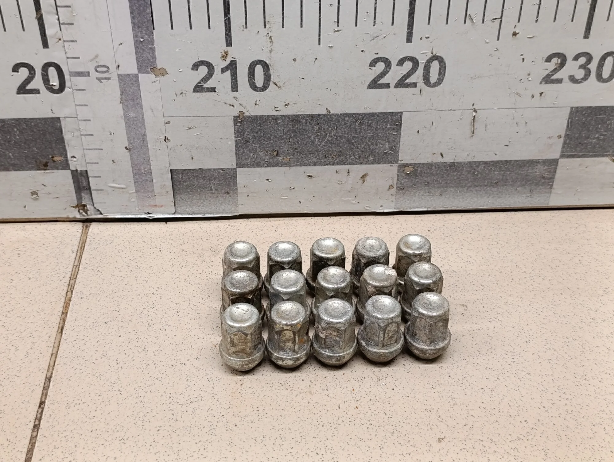 Гайка колеса Baleno 1998-2007