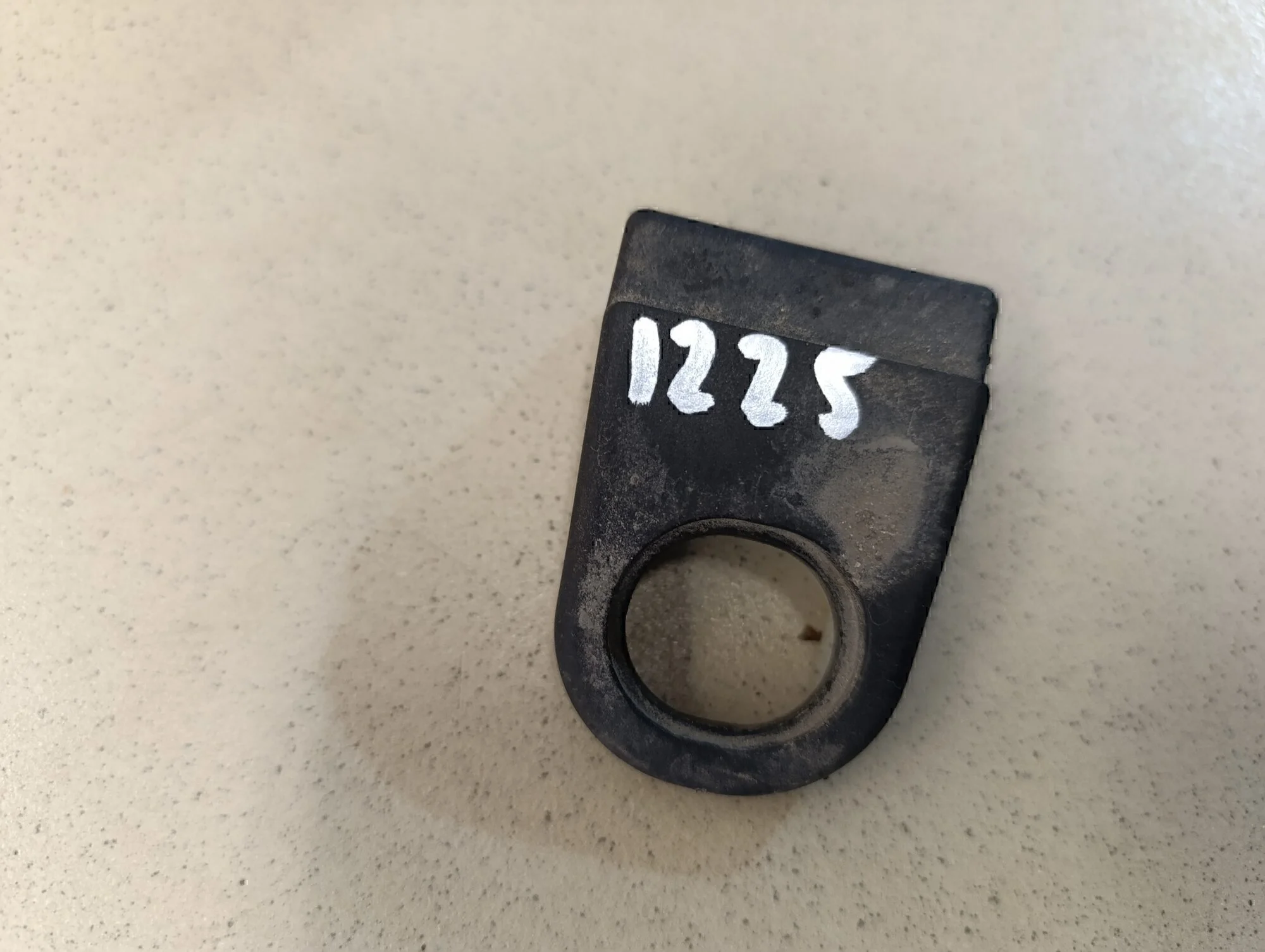 Кронштейн радиатора 206 1998-2012