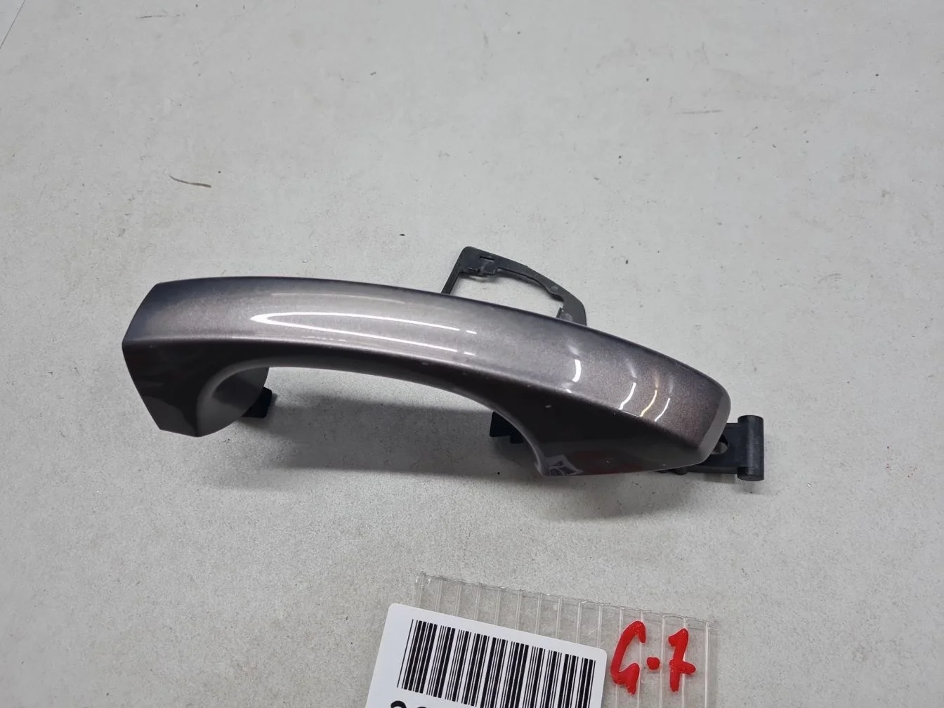 Ручка двери нaружная левая для Volkswagen Golf 7 2012-2020