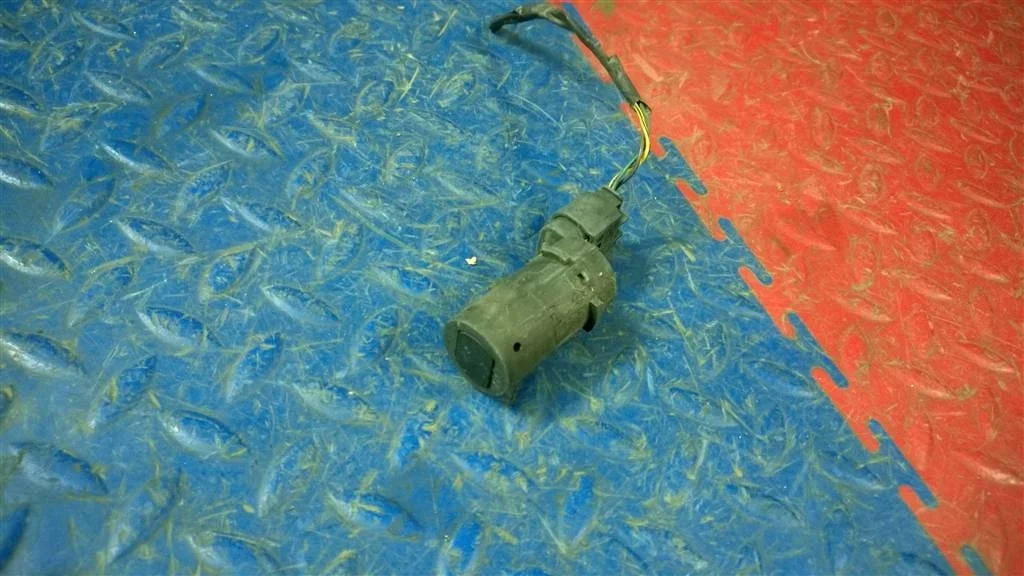 датчик парковки BMW X5 E53  M54B30 231 лс 3.0i