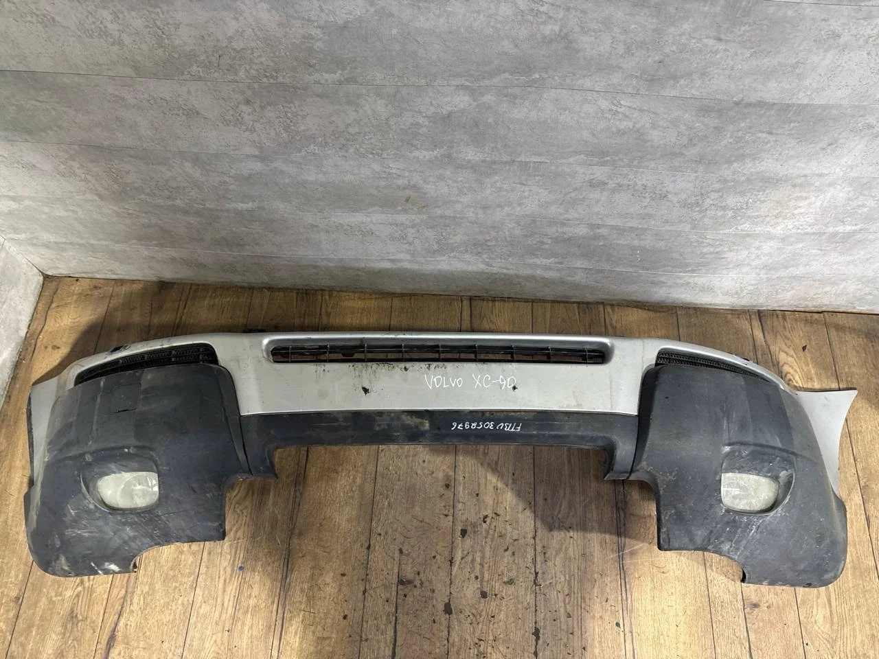 бампер передний Volvo XC90