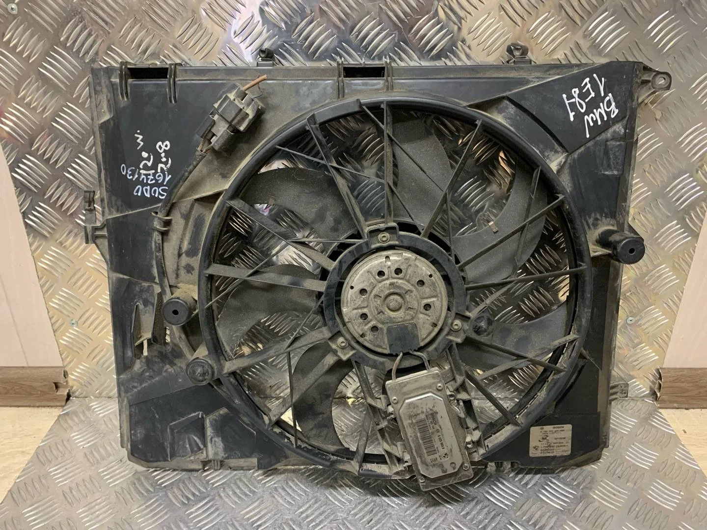 вентилятор охлаждения BMW 3 E90/E91/E92/E93