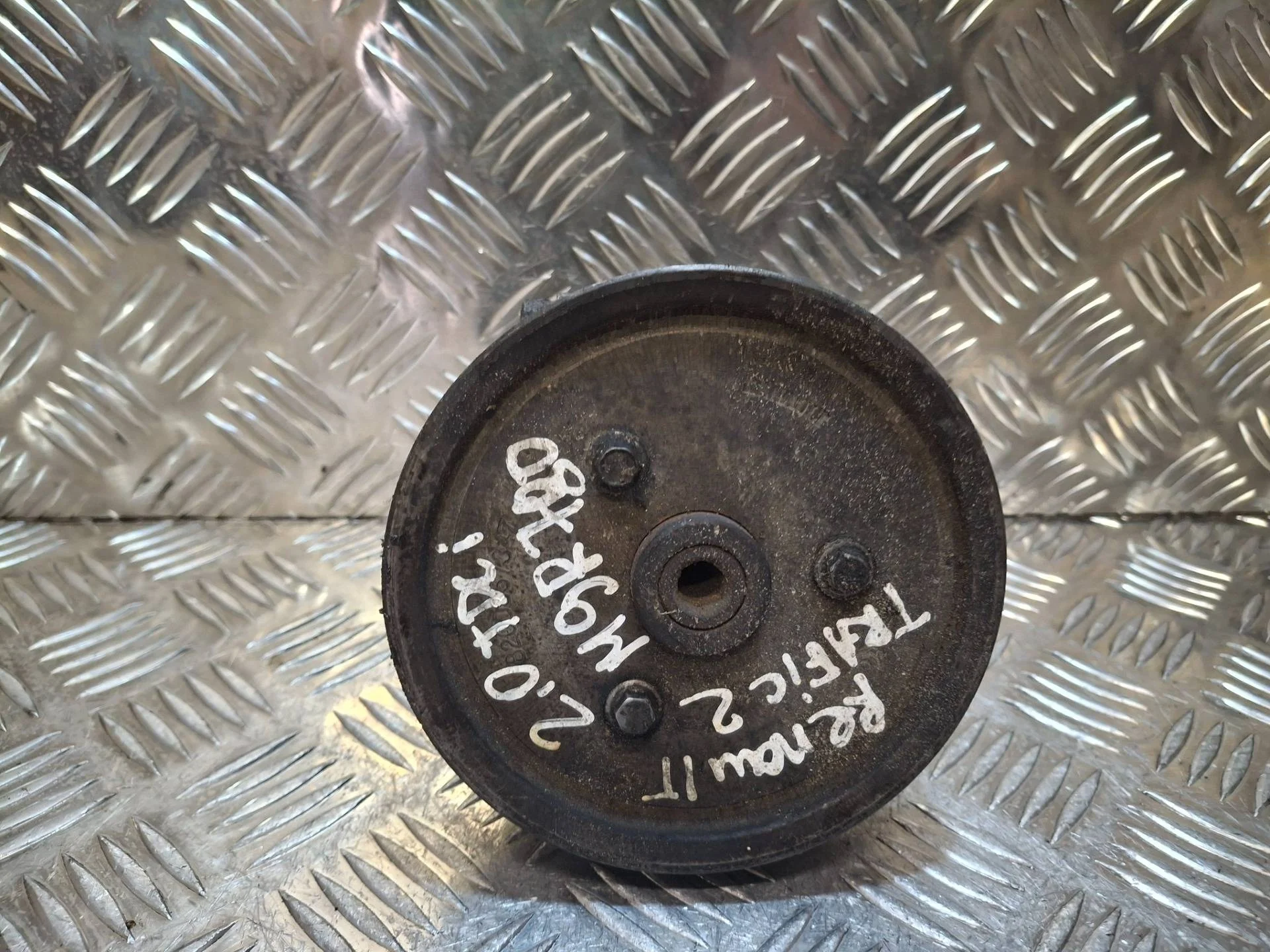 насос гидроусилителя руля Renault Trafic 2