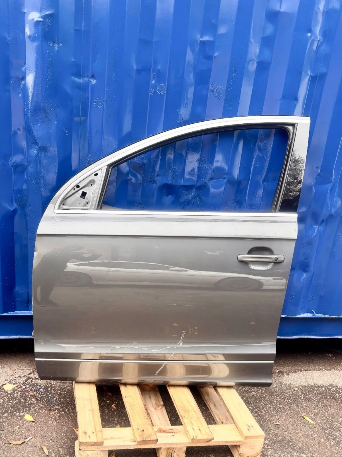 Дверь передняя левая AUDI Q7 4L Q7 4L (2005—2009) В наличии