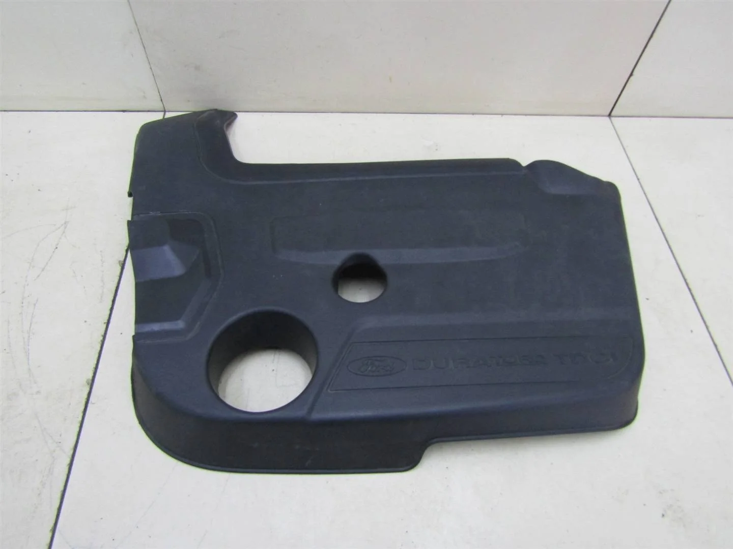 Накладка декоративная Ford Kuga 2012-2019  [1747869]  2.0 TXMA в Вологде