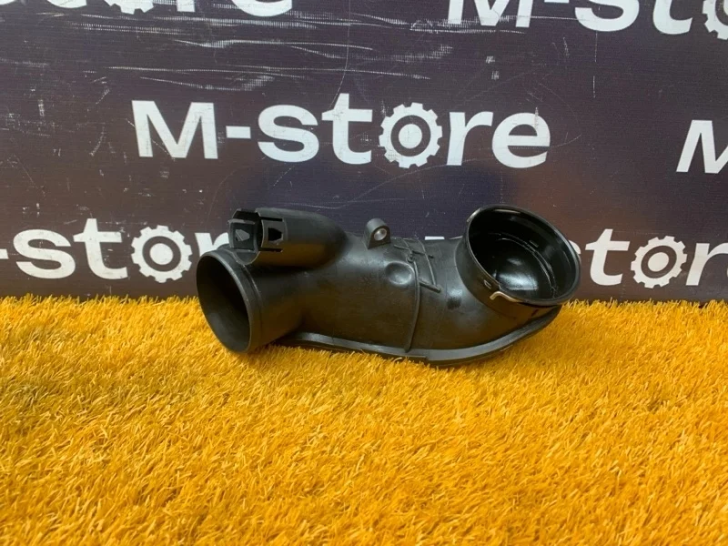 Патрубок впускного коллектора Bmw X5 2013 13717807493 F15 N57D30A