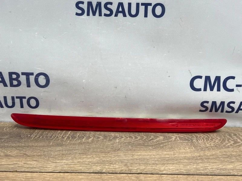 Стоп сигнал Volkswagen Touareg 2012 7P6945087A NF CGR