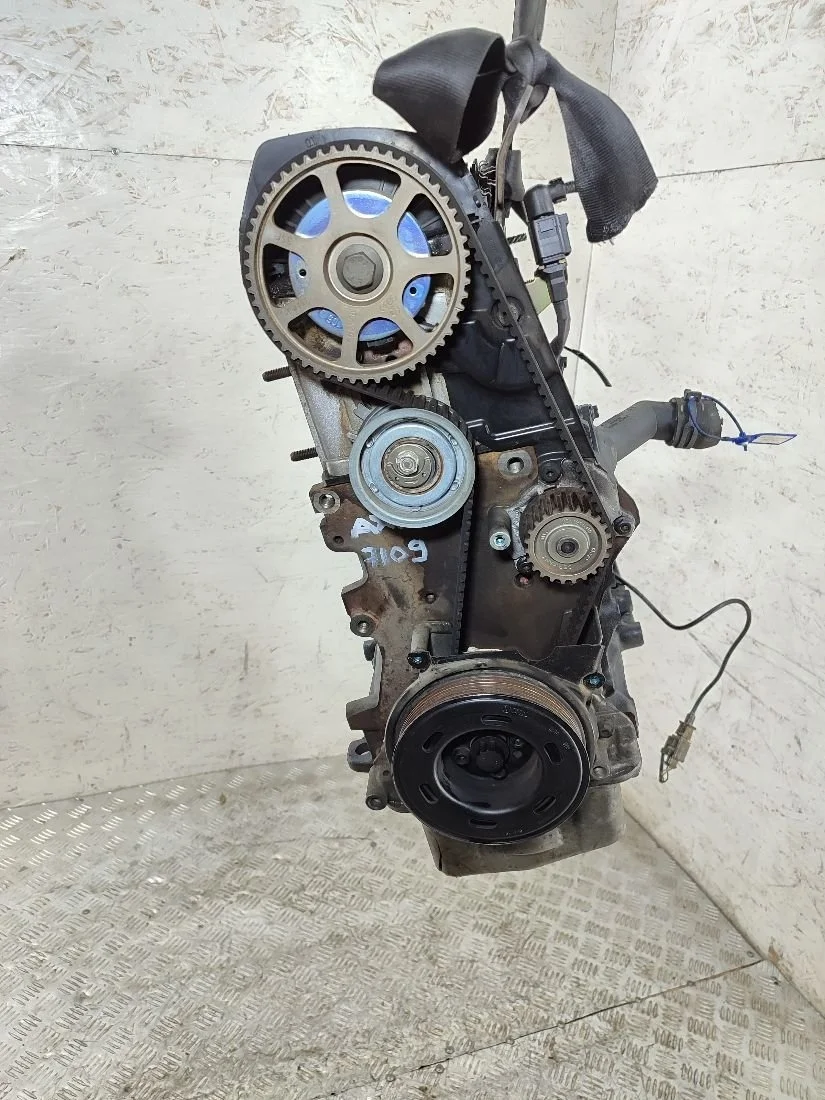 Двигатель AXA Volkswagen Caravelle T5 2.0 Бензин
