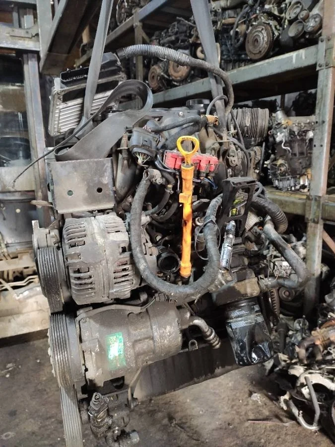 Двигатель AKL Volkswagen Golf 4 1.6 Бензин