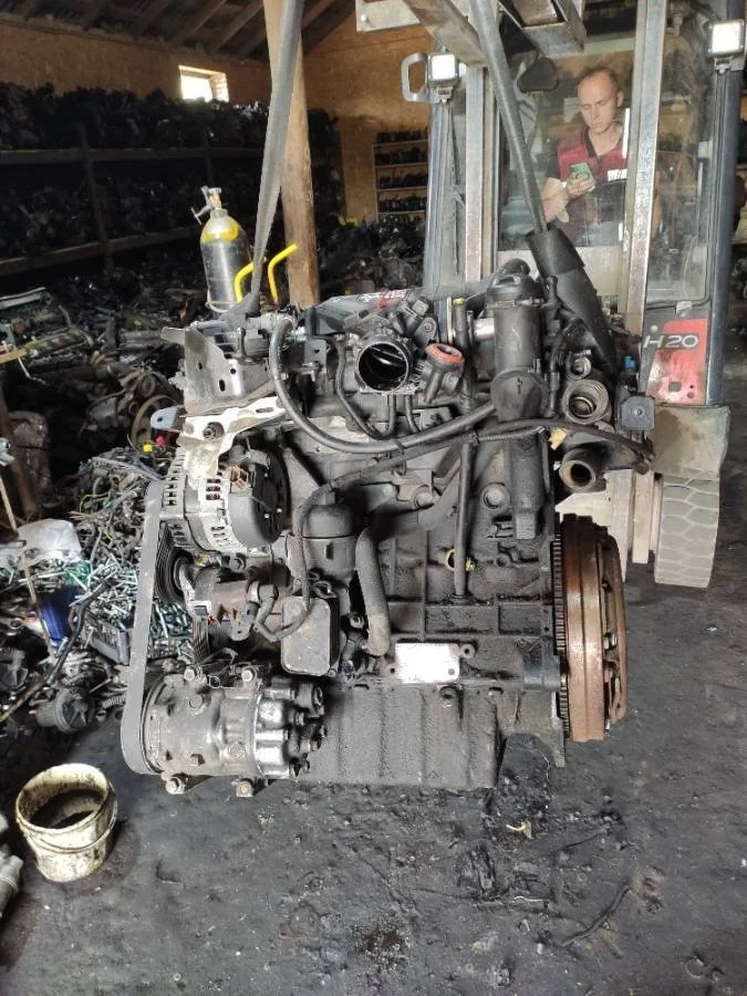 Двигатель RHR Peugeot 406 2.0 Дизель