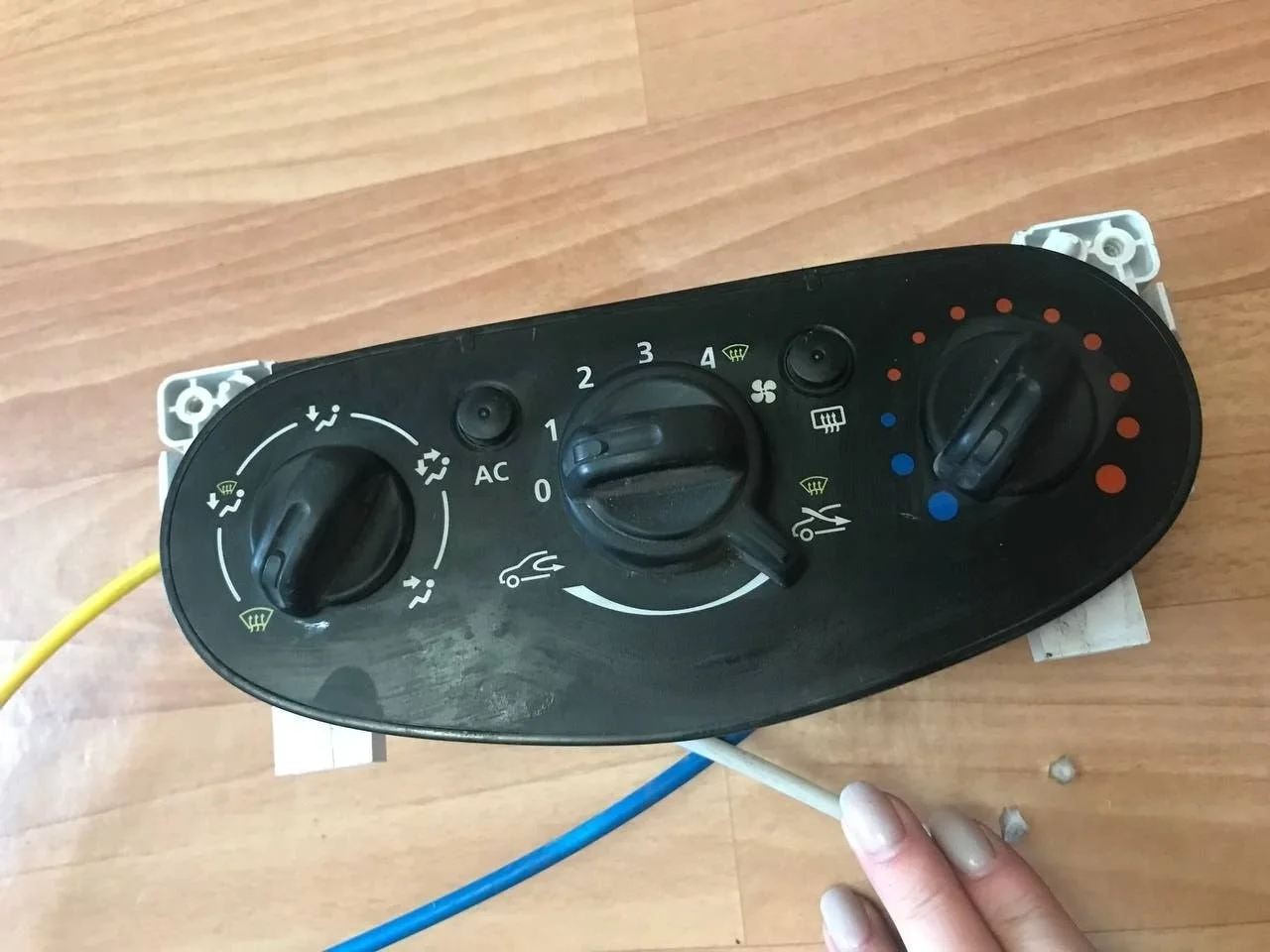 Блок управления печкой Renault Logan 275101924R