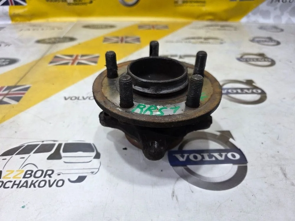 Ступица передняя LR Discovery 3 4 L319 LR014147 Range Rover Sport I (2005—2009)